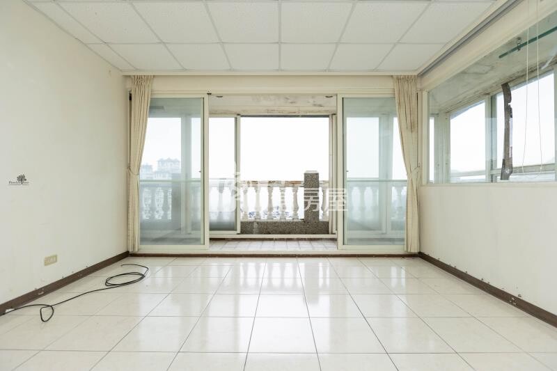 新店市景三房+車位