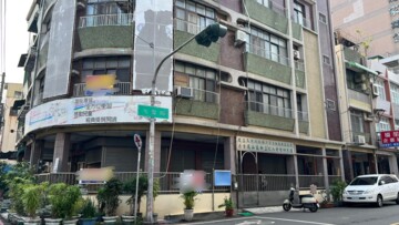 海洋商圈10米街霸氣三角窗1+2 - Image 1