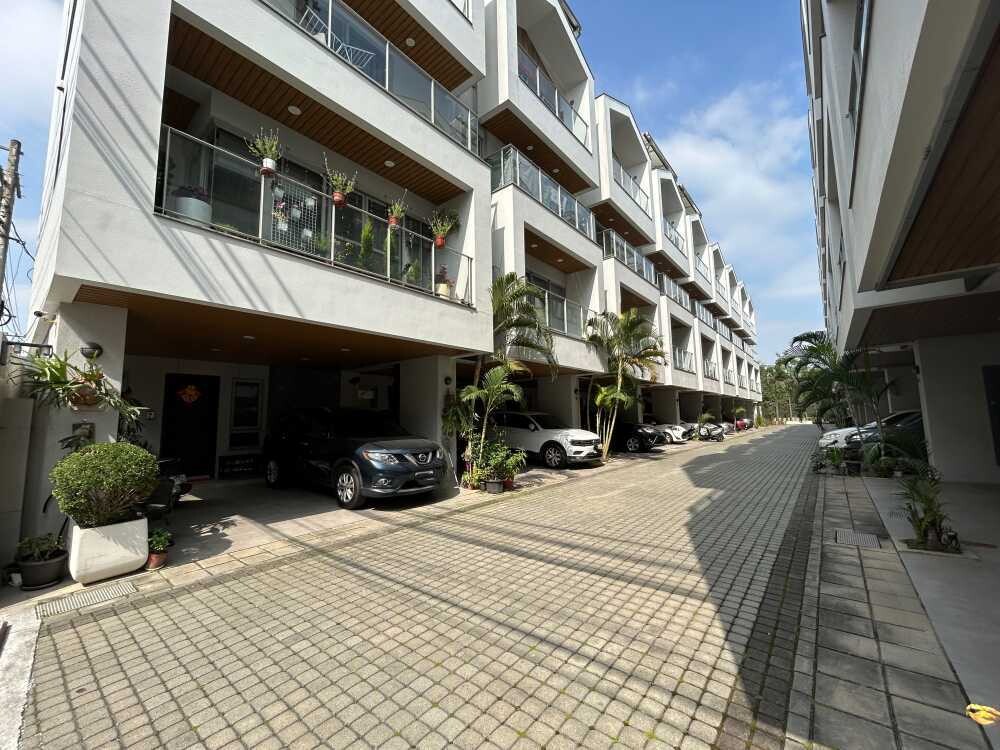 高雄市大社區家家久2澍禾風待售房屋