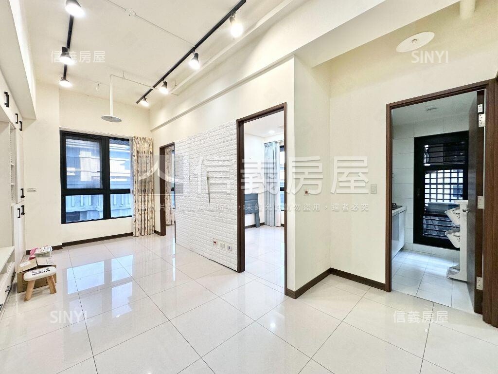 挑高三米六．絕美大美三房