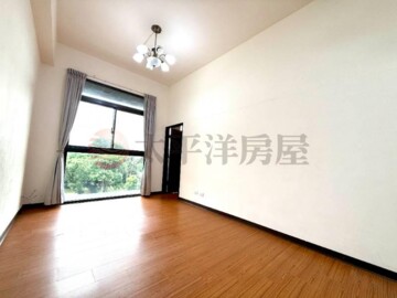 巴黎站前套房待售房屋