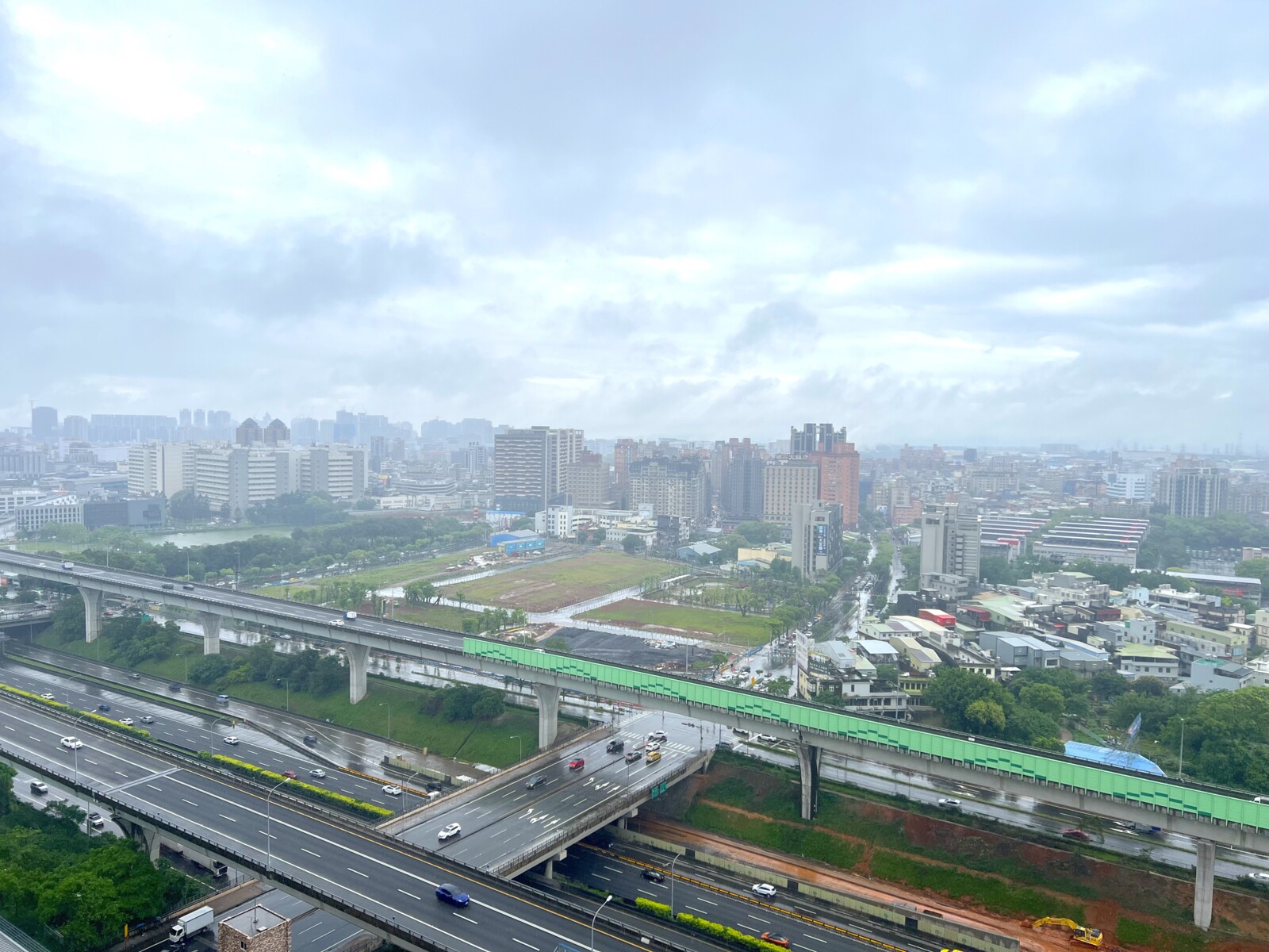 新北市林口區亞昕晴空樹待售房屋