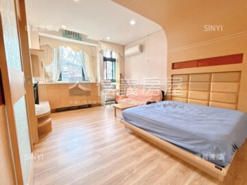 雲天待售房屋