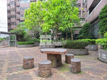 新第加冕曲待售房屋
