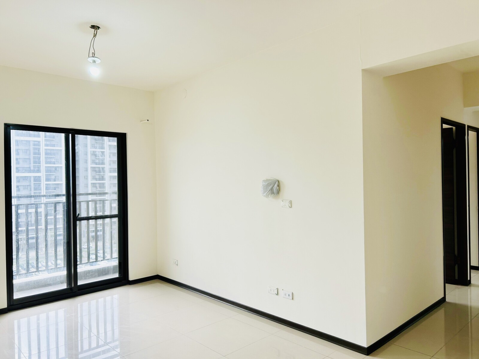 樂屋_台中市梧棲區益翔有樂仕待售房屋 台中市梧棲區益翔有樂仕待售房屋