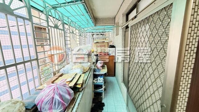 新月橋旁邊間二樓-台灣房屋新莊幸福~林麗如