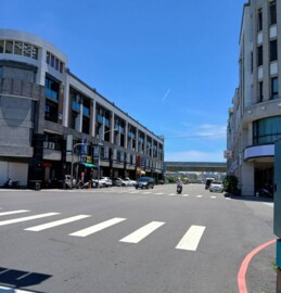 近五甲商圈/透天店面/ 88快速公路/國道一號 - Image 1