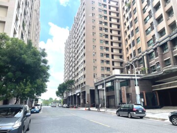 陽光情人待售房屋