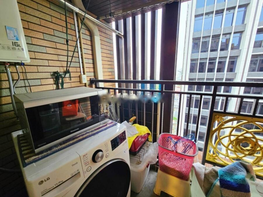 台中市東區台中新站待售房屋