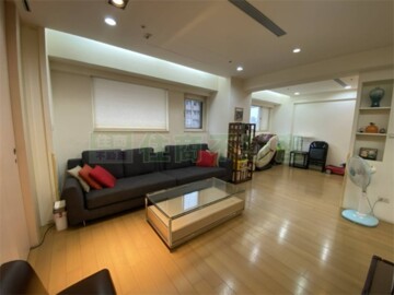 總站華廈待售房屋