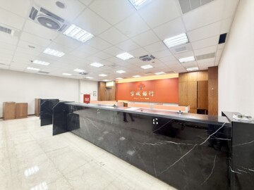 文心森林公園✨1~2樓✨醫美診所✨銀行證卷✨補習班 - Image 1