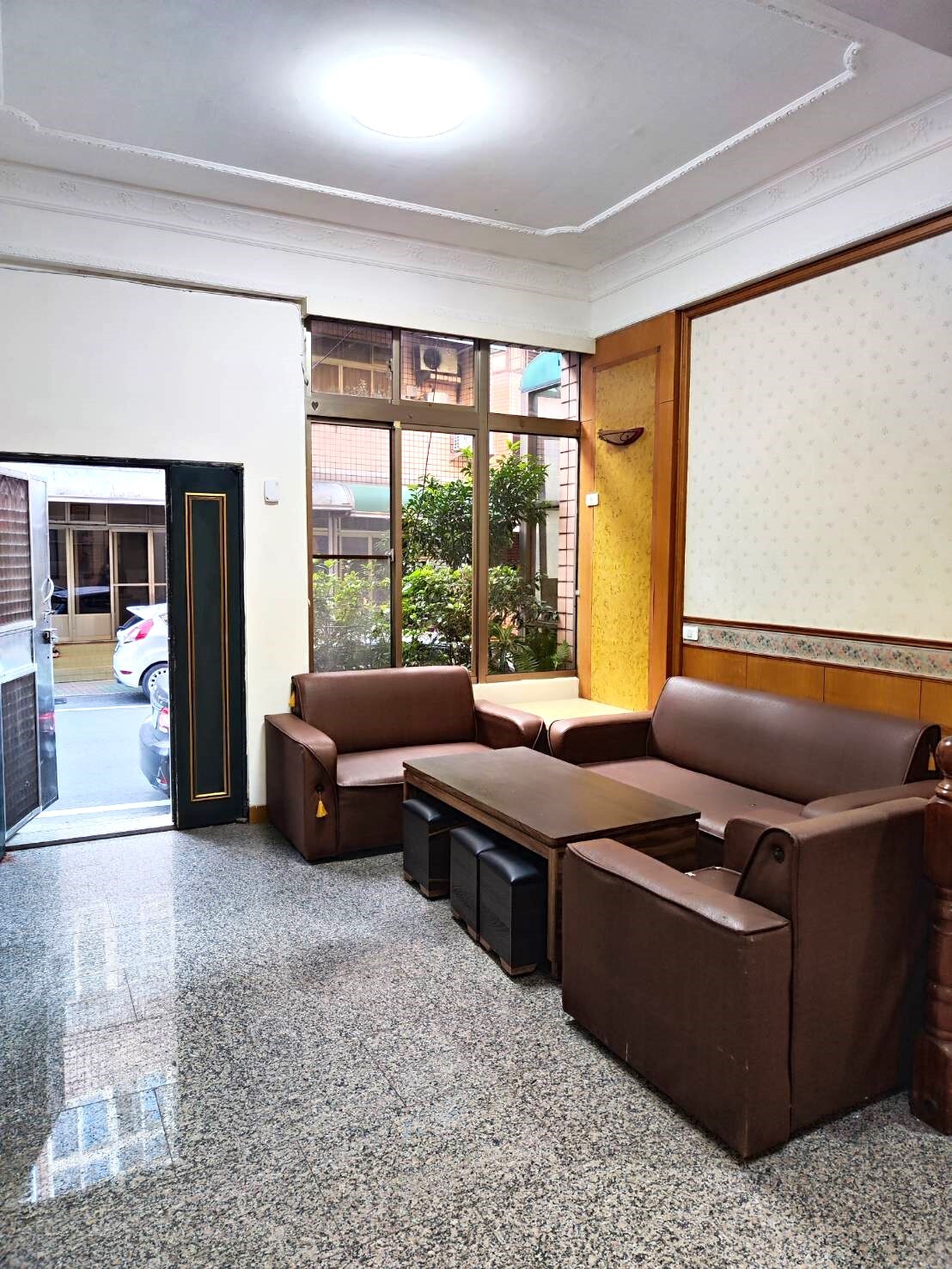 近萬大 埔心 楊光中小學別墅