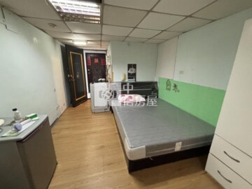 中壢勳章待售房屋