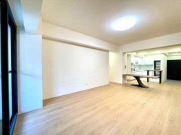 天長地久待售房屋