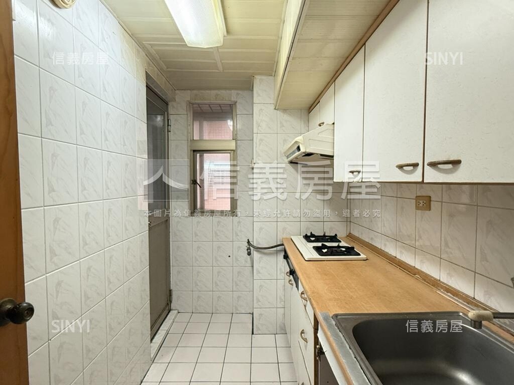 桃園市桃園區冠倫大國待售房屋