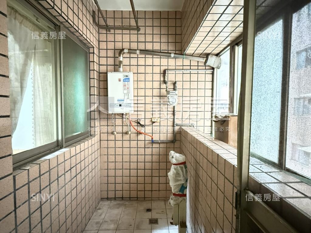 桃園市桃園區冠倫大國待售房屋