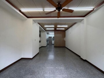 鳳山區待售房屋