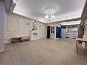 Y【稀有黃金大住店】4間獨立套房｜一樓挑高夾層店面 - Image 1