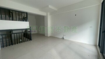 獨家-朴子公園電梯雙車別墅 - Image 1