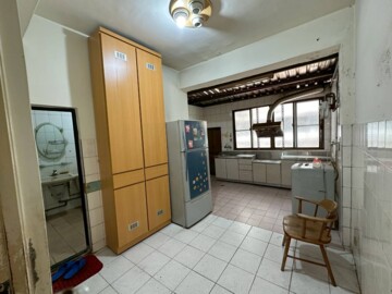 德昌街、整層住家、可租補 - Image 1