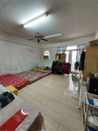 大學至尊待售房屋
