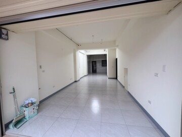 高鐵特區｜科技業辦公室｜美業工作室｜門前停車 - Image 1