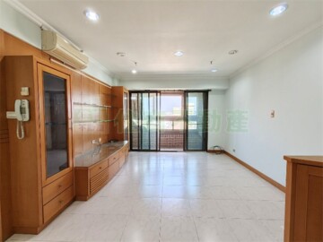 鄉城陽光鎮待售房屋