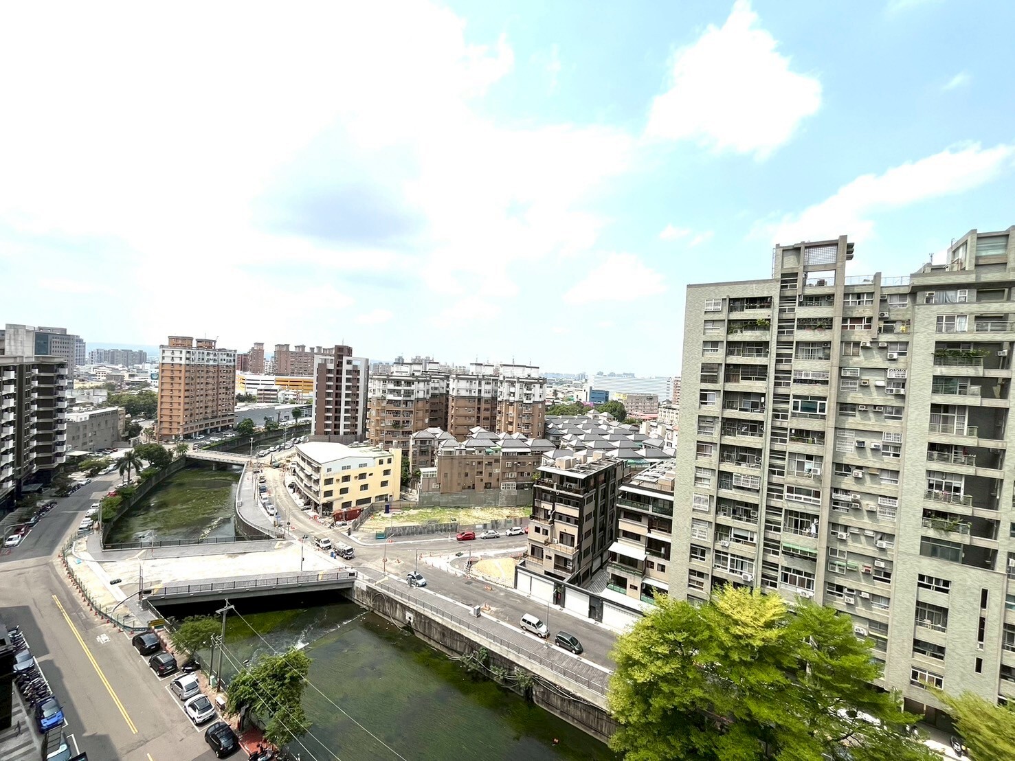 台中市南區泓瑞恆昕待售房屋