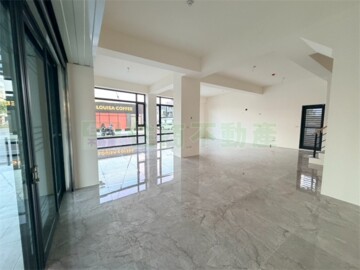 逸璟建國路透天待售房屋