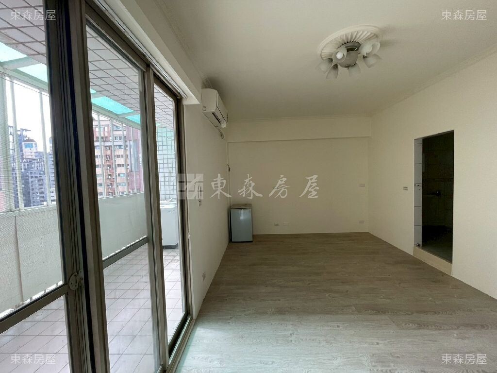 台中市西屯區逢甲富貴春大五房樓中路二段待售房屋