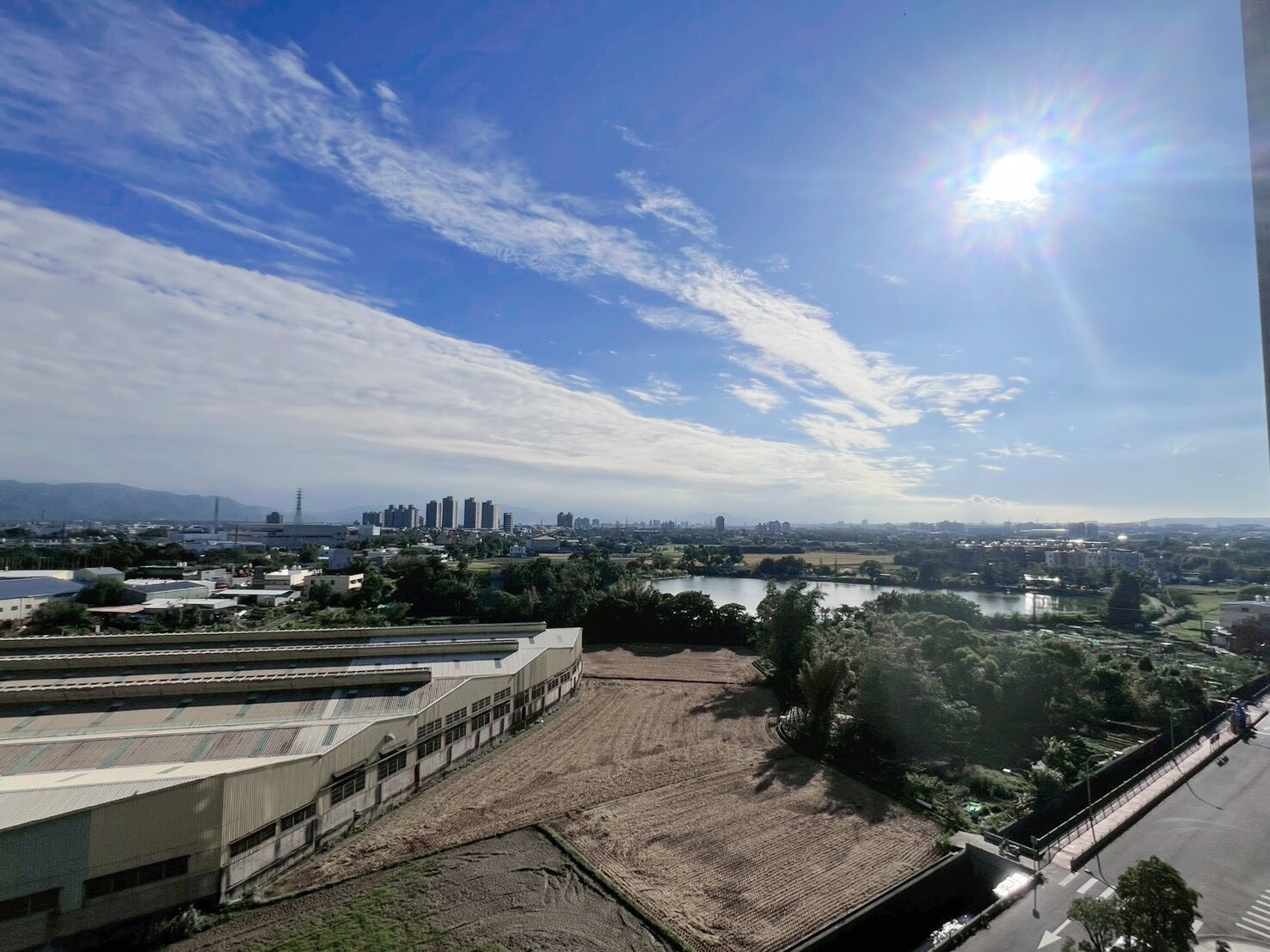 稀有景觀風水宅  八德麗寶豐洲湖景2+1房車出價談
