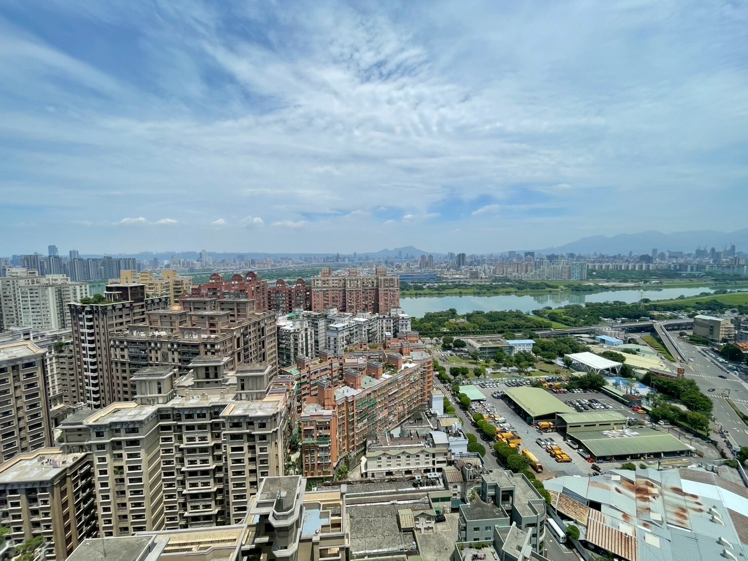 樂屋_新北市永和區三輝雙子星待售房屋 新北市永和區三輝雙子星待售房屋