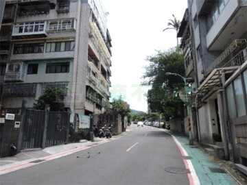 凌霄大樓待售房屋
