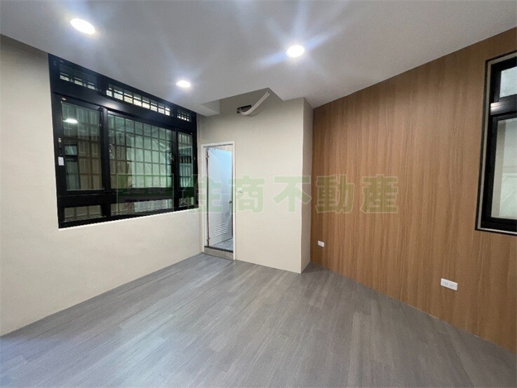 大湳黃金地段低總價透天