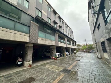 梅岡國宅待售房屋