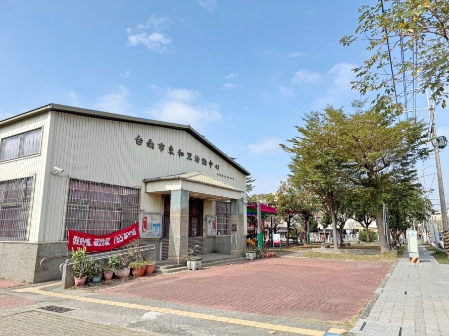 台南市安南區伍彩巴黎2期ABDEFGH區待售房屋