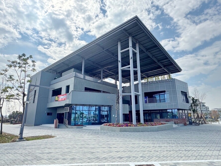 台南市安南區伍彩巴黎2期ABDEFGH區待售房屋