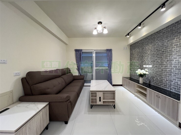 信義國小捷運翻新美三房