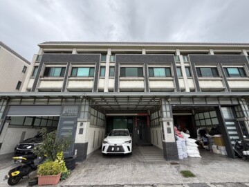 彰化*伸港鄉*全新位住*車庫別墅 - Image 1