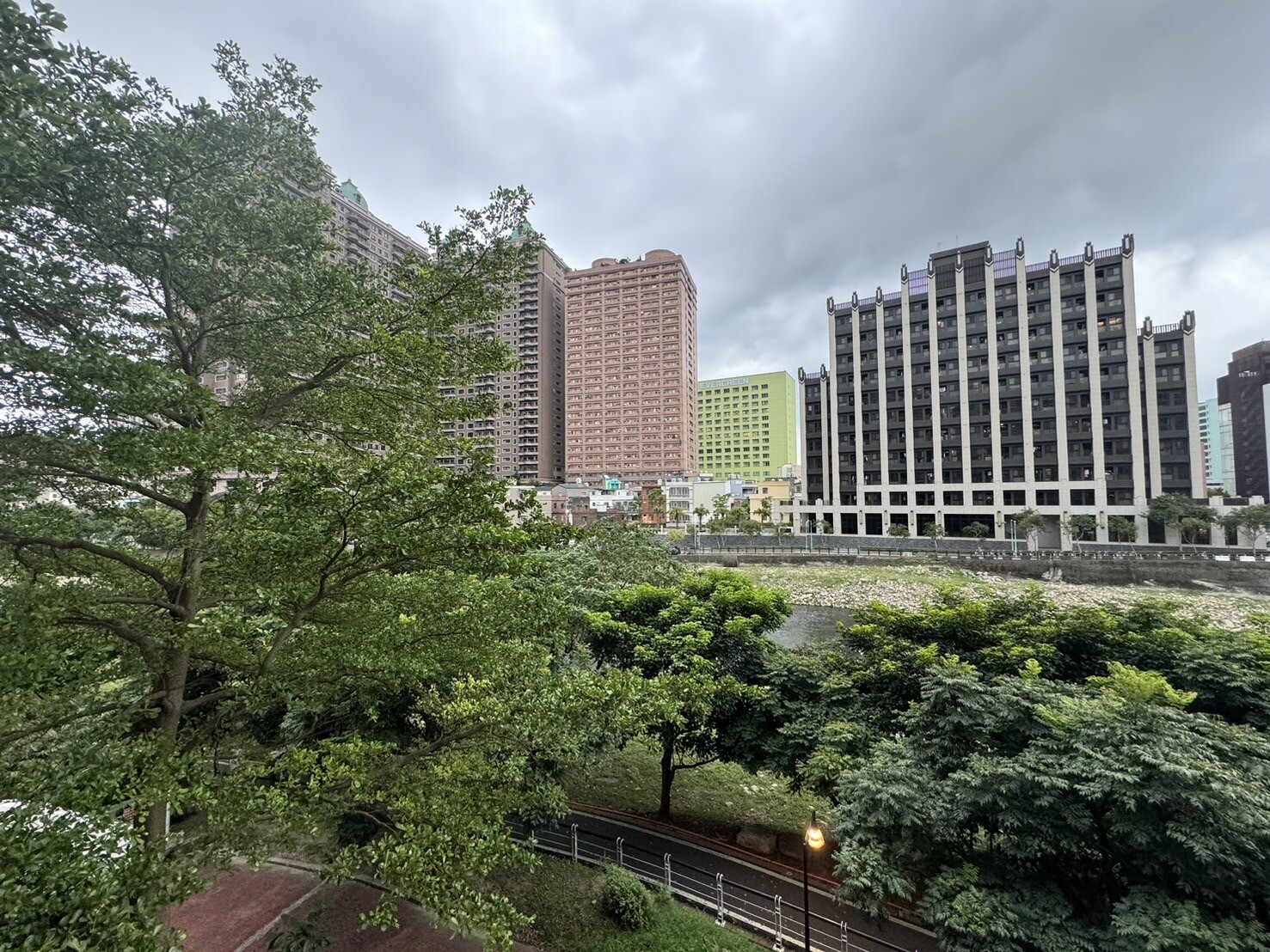 桃園市蘆竹區新台北華城待售房屋