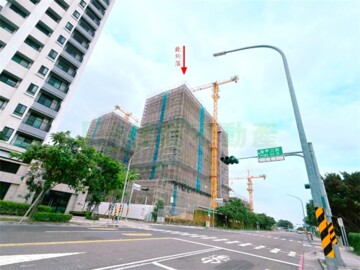 艾美新時代(地上權)待售房屋