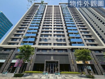 國泰Double A校園首排低總價包租公店面2
