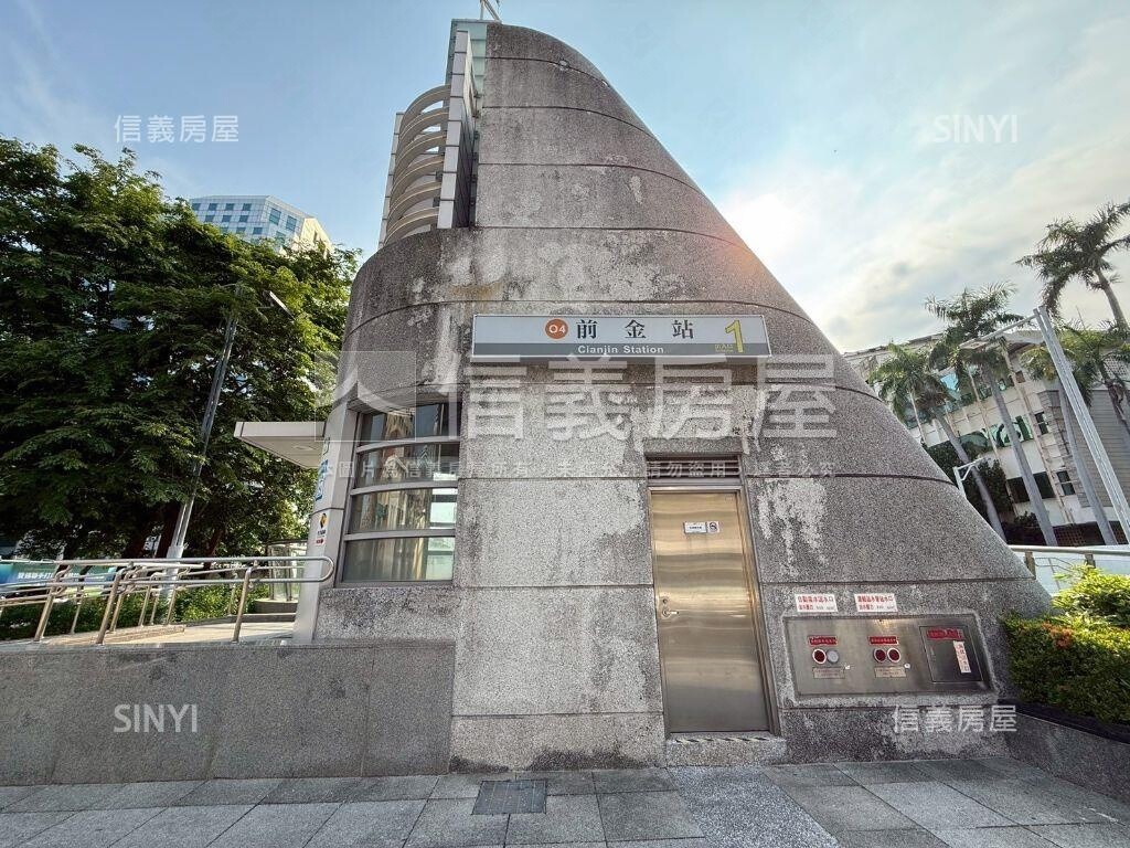 樂屋_高雄市前金區皇家之戀待售房屋 高雄市前金區皇家之戀待售房屋