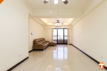 荷必館待售房屋