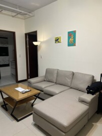 鴻灃青待售房屋