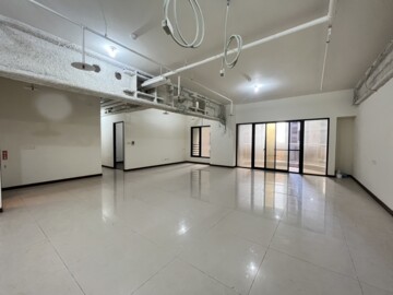 東方富域待售房屋