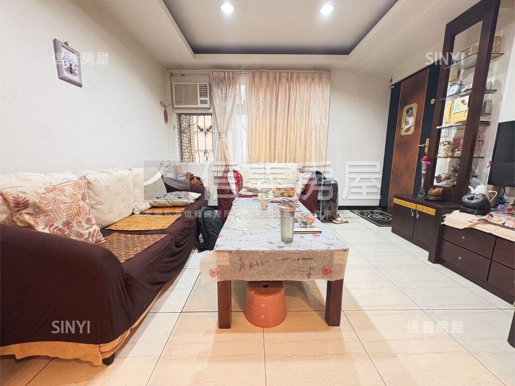 專任春日路溫馨三房車位