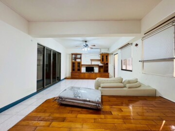 自立路透天待售房屋