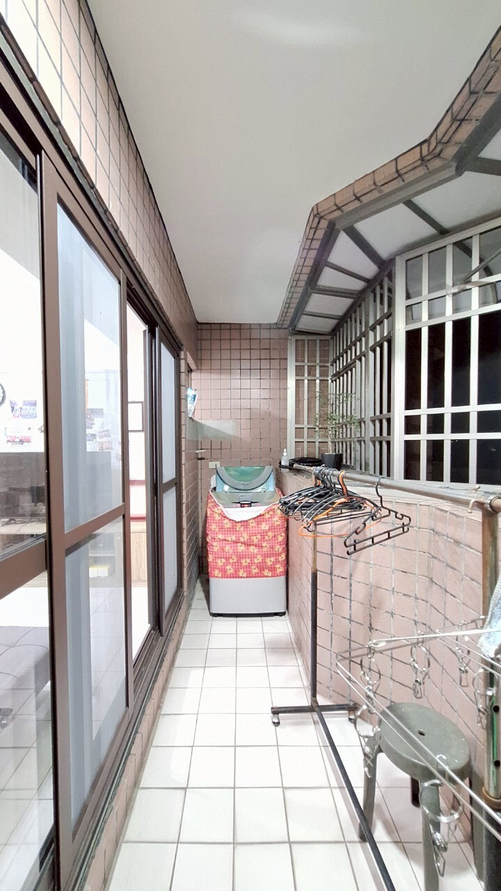 樂屋_嘉義市東區名人儷景天下待售房屋 嘉義市東區名人儷景天下待售房屋