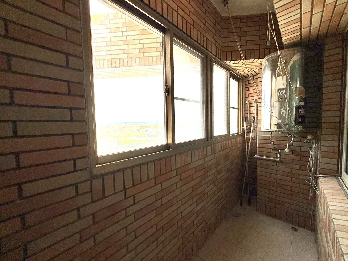 樂屋_高雄市鳳山區京城花園待售房屋 高雄市鳳山區京城花園待售房屋